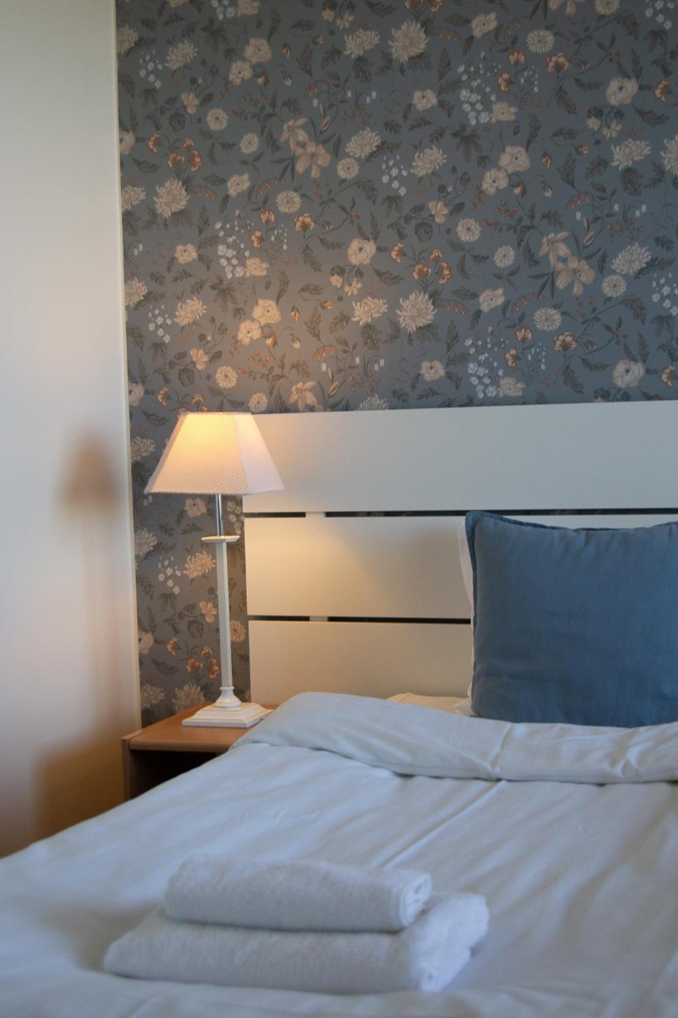 Hotel Sea Front Raseborg Ngoại thất bức ảnh