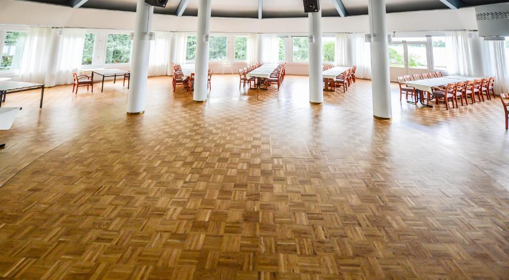 Hotel Sea Front Raseborg Ngoại thất bức ảnh